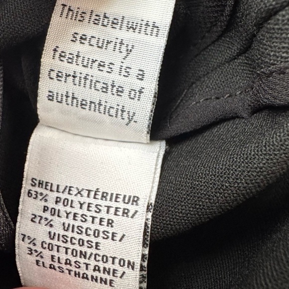 Diane Von Furstenberg Maureen Dress‎ LBD Laser Cut
Flounce Dress Size 2 - Picture 12 of 14